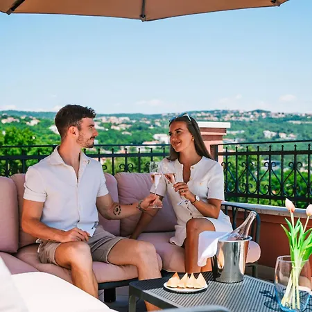 דירה Grosszuegiges- Modernes Mit Terrasse Und Meerblick By Interhome